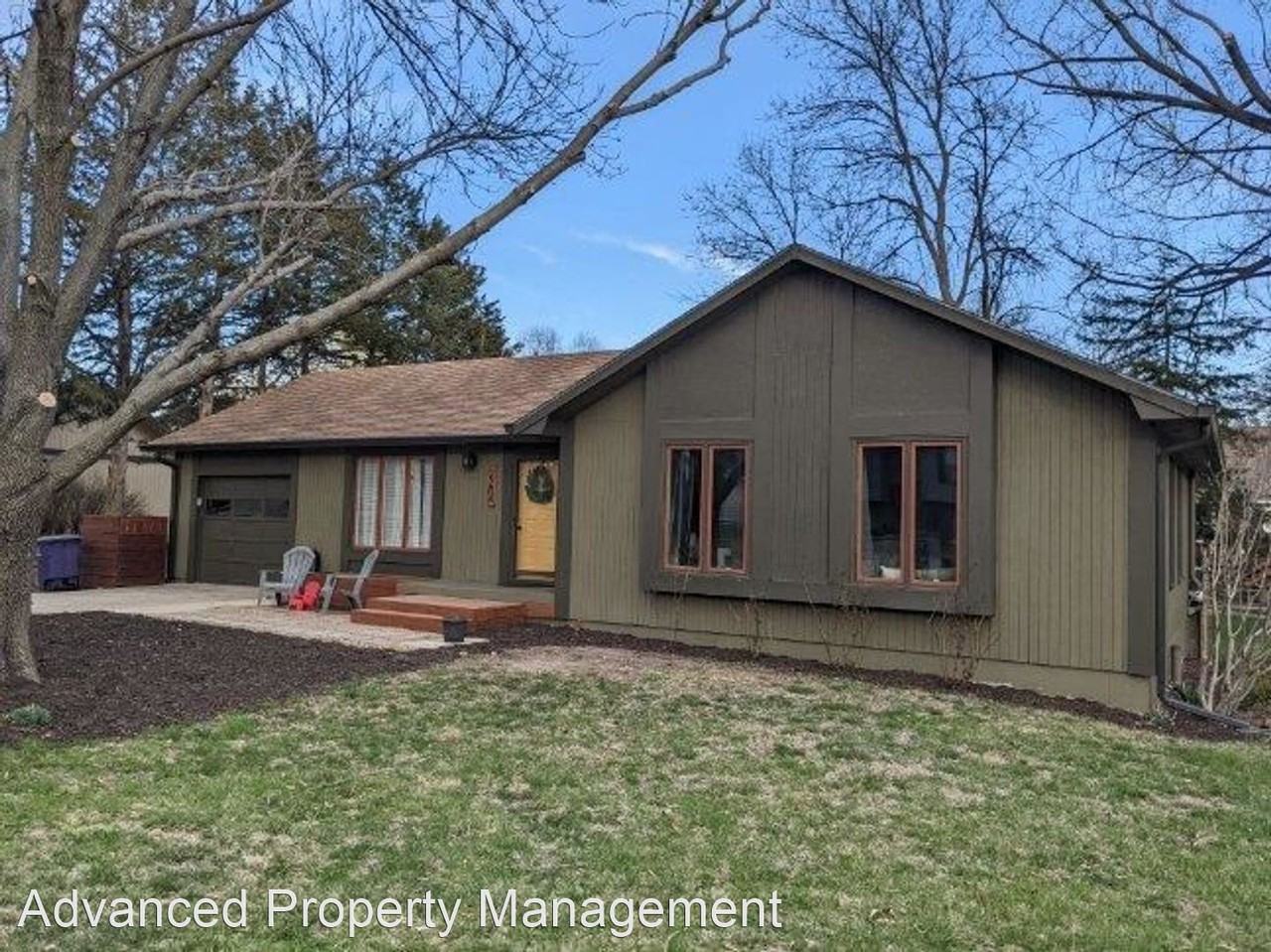 2204 Tamarron Ter - Photo 3 of 17