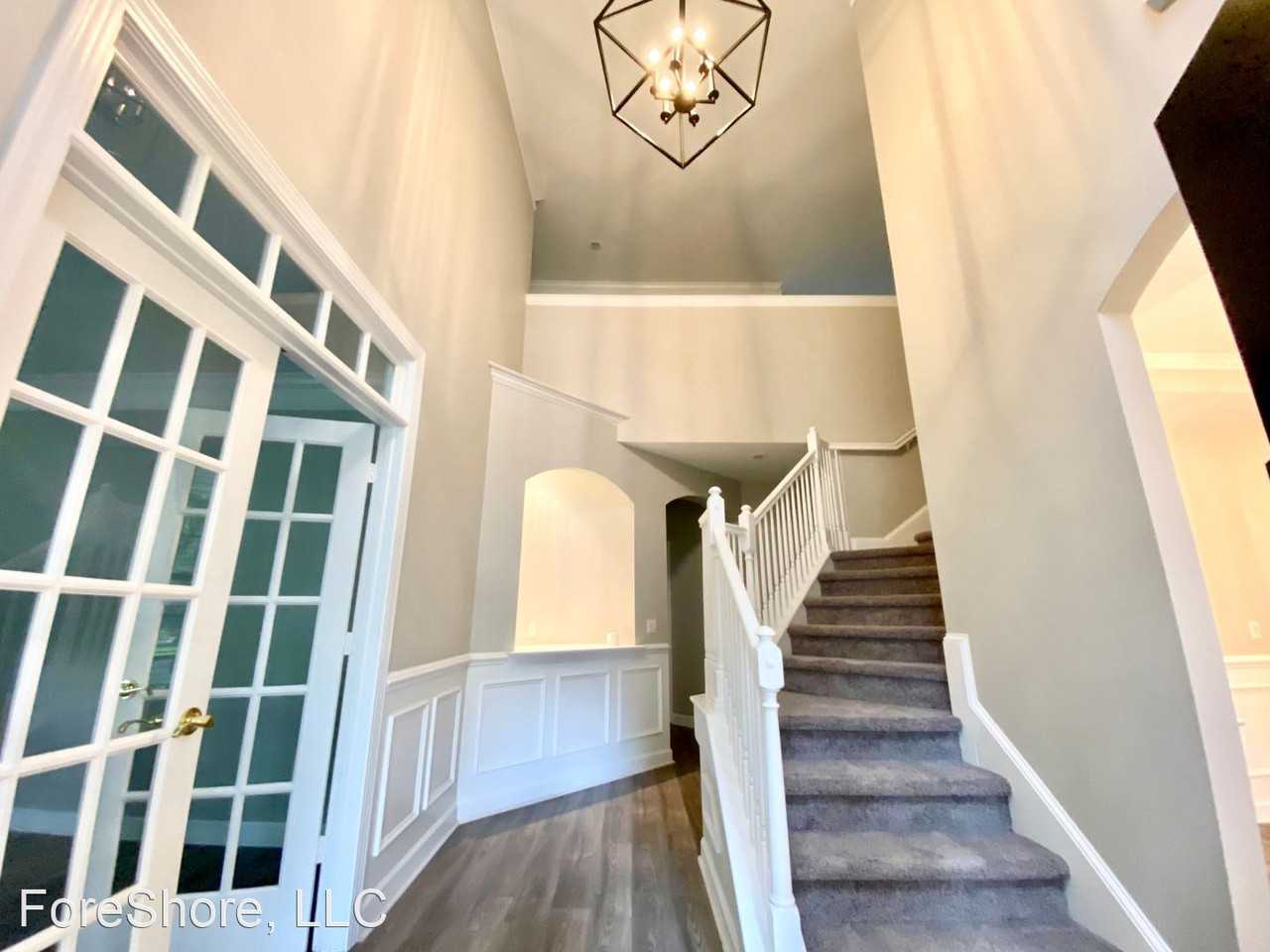 29 Sea Island Dr - Photo 3 of 23