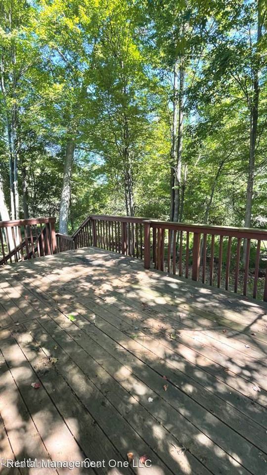 3295 Pin Oak Dr - Photo 2 of 28