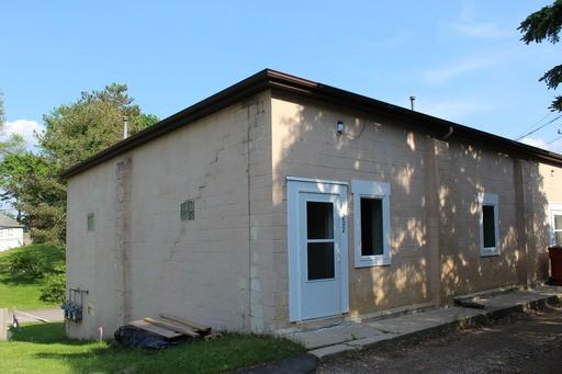 6760 Elmview Ave NE - Photo 2 of 8