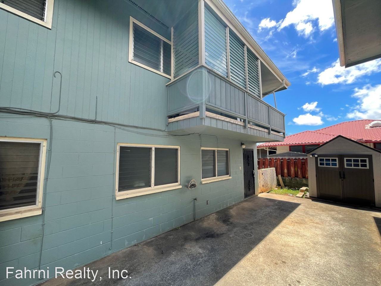 159 Lakeview Cir Apt A - Photo 3 of 13