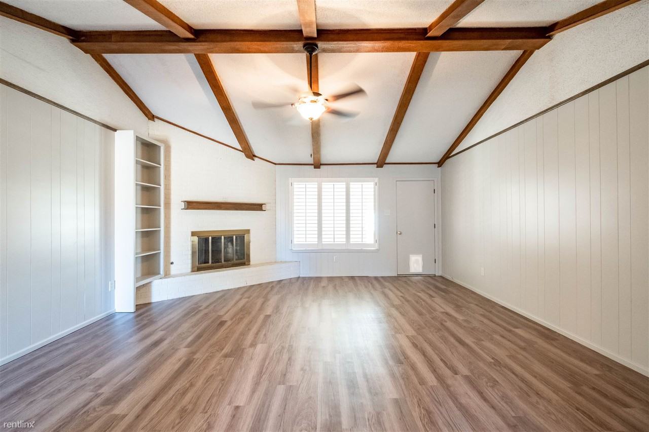 3407 84th St - Photo 2 of 17