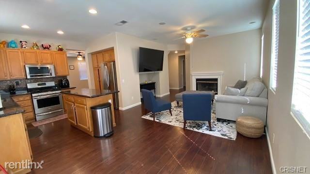 30565 Park Vista Dr - Photo 2 of 10