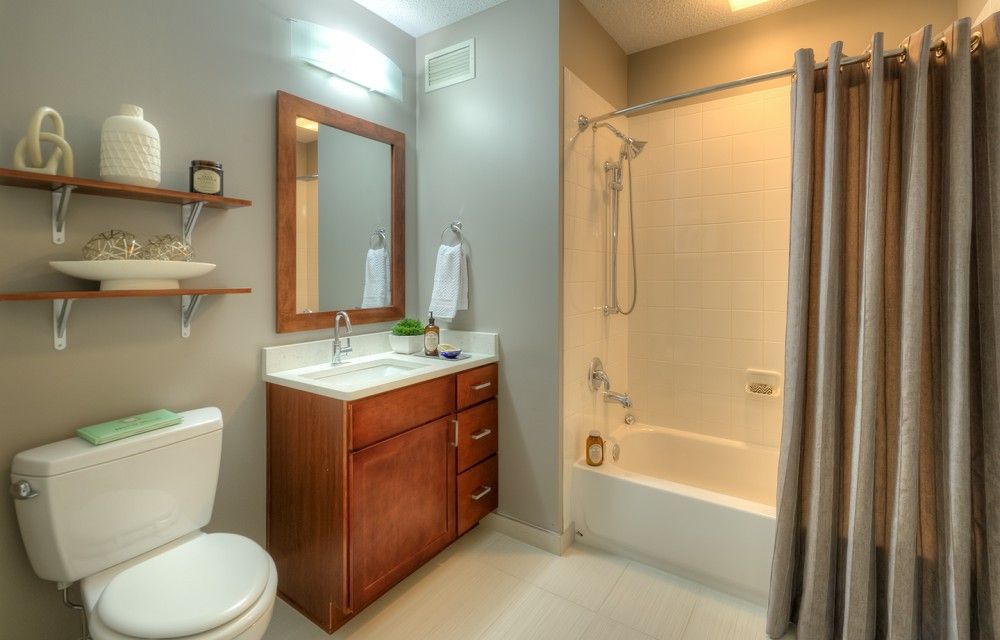 355 E Ohio St #1-1DEN - Photo 5 of 13