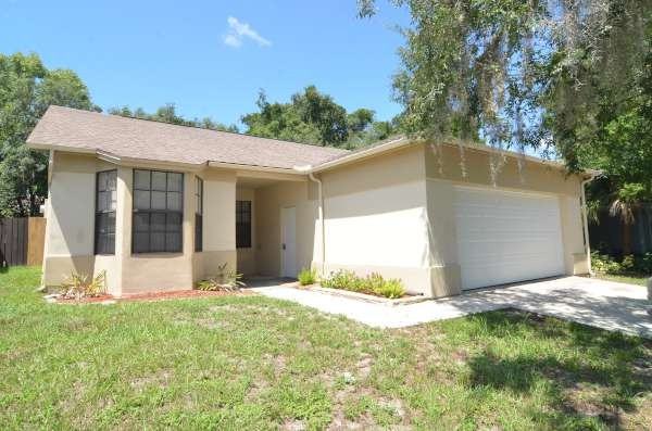 10922 Freemont Dr - Photo 3 of 25