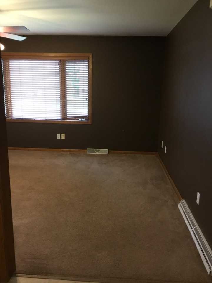 502 Grand Avenue - Photo 5 of 22