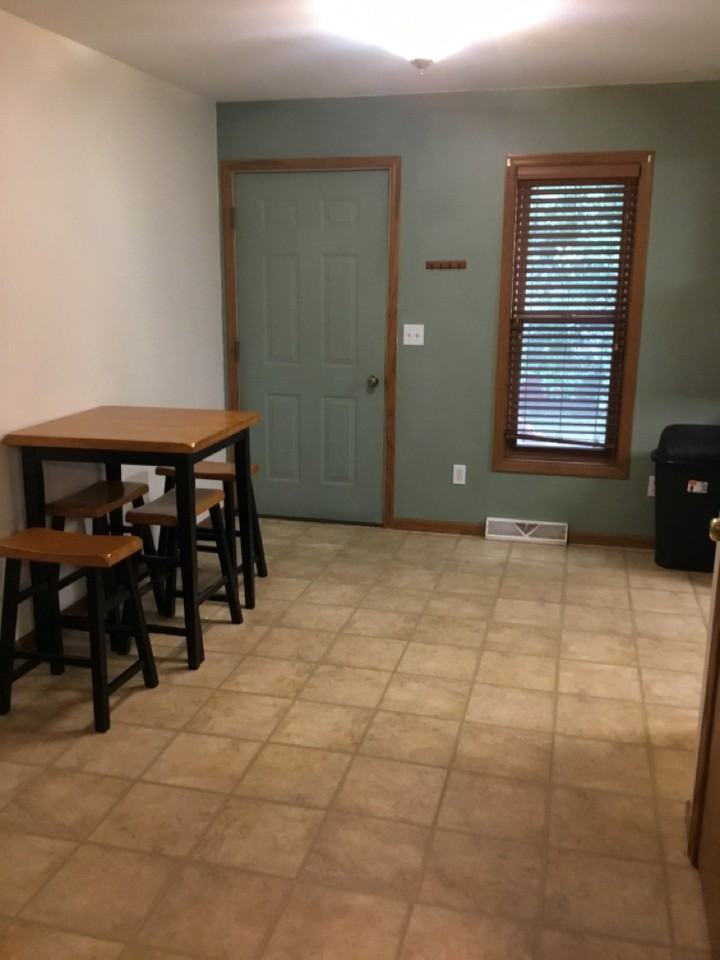 502 Grand Avenue - Photo 6 of 22