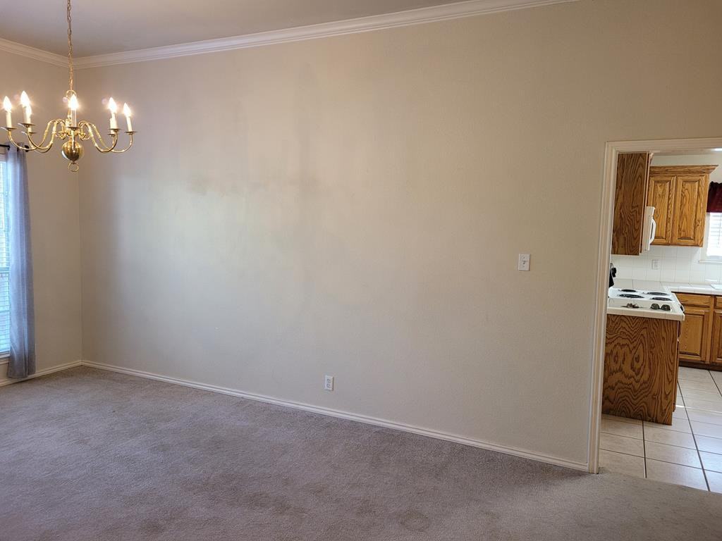 2903 Bluebird Ln - Photo 3 of 32