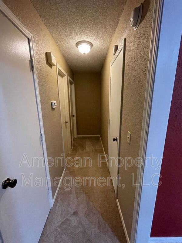 4407 S Gum Ave - Photo 6 of 14