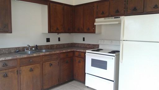 1405 Garden Dr - Photo 3 of 10