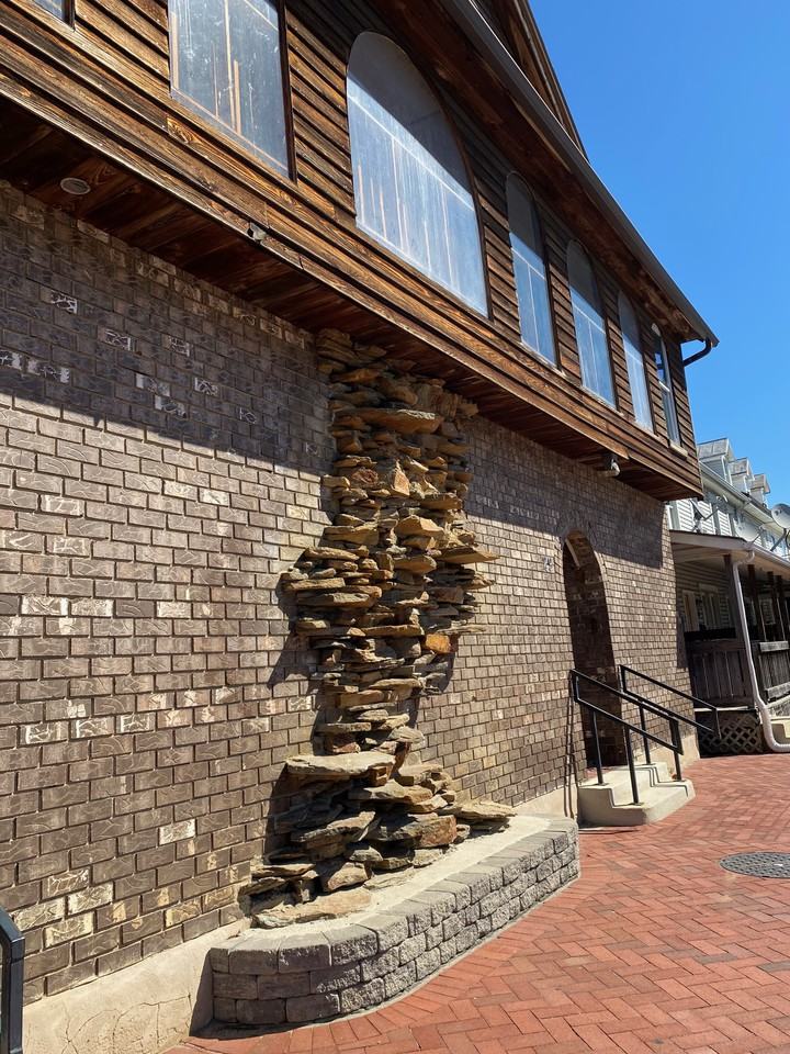 29 E Main St #C