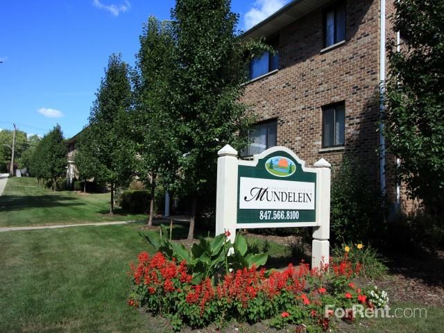Lakeside Village of Mundelein Apartments - Photo 2 of 16