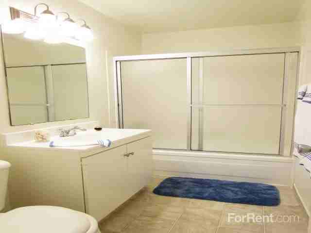 Rancho La Paz Apts - Photo 3 of 16