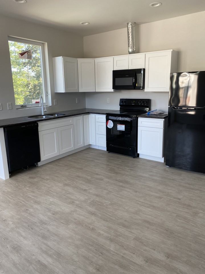 3291 Southeast 122nd Avenue #1 - Photo 3 of 13