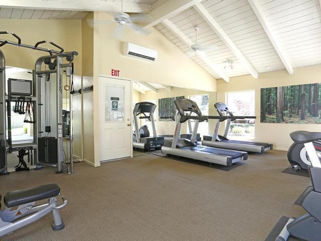 405 Rancho Arroyo Pkwy - Photo 4 of 10