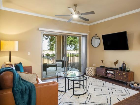 4255 E Pecos Rd - Photo 5 of 21