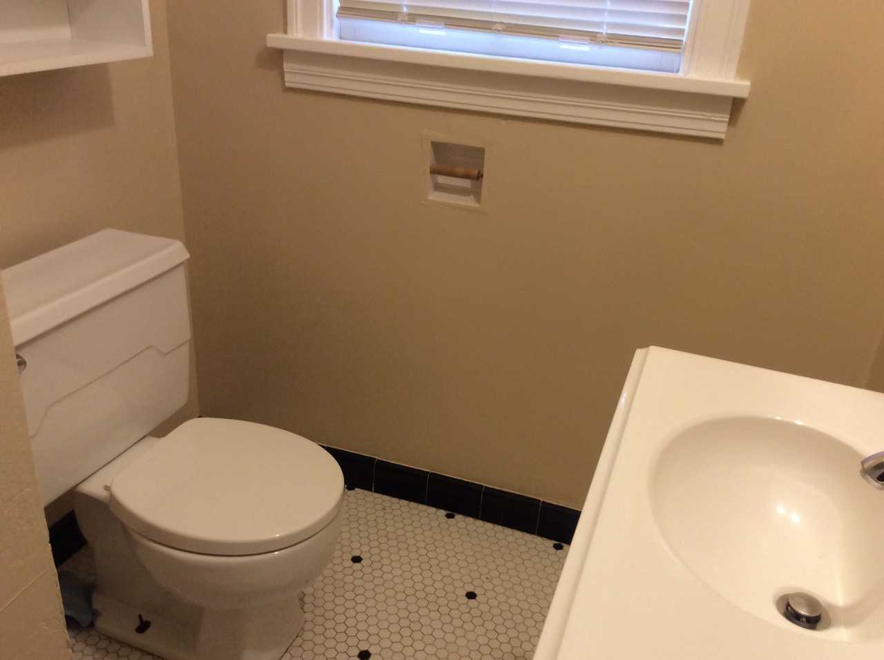 118 W Morris Ave #1 - Photo 7 of 19