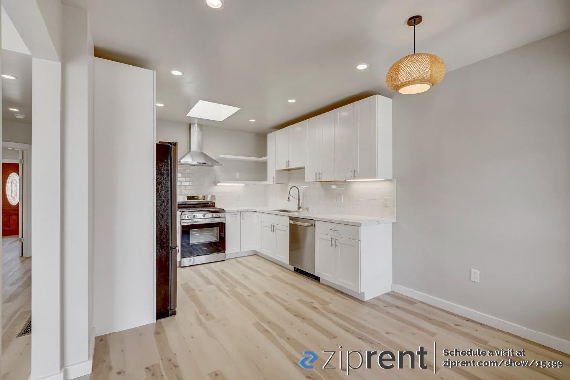 170 Beverly St - Photo 2 of 18