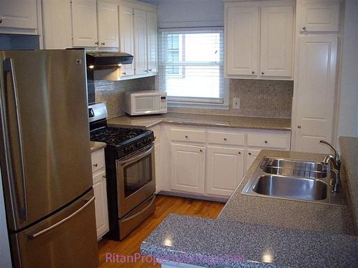 239 Greenwood Cir - Photo 3 of 18