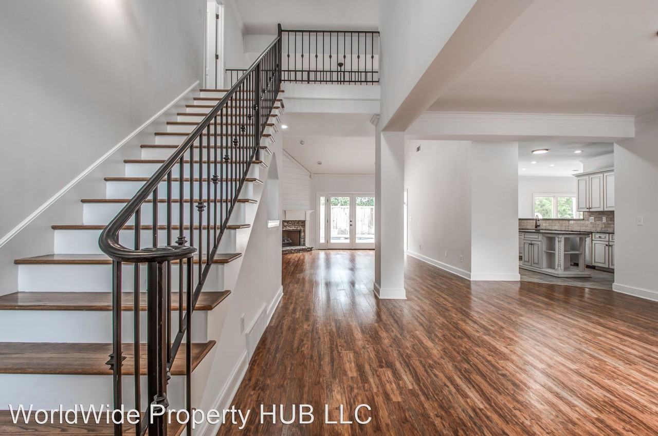 428 S Forest Hill Irene Rd - Photo 3 of 50