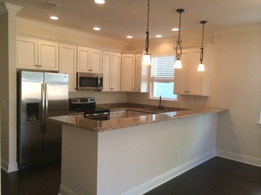 2429 E Pine St - Photo 2 of 8