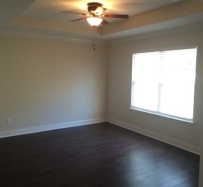 2429 E Pine St - Photo 3 of 8