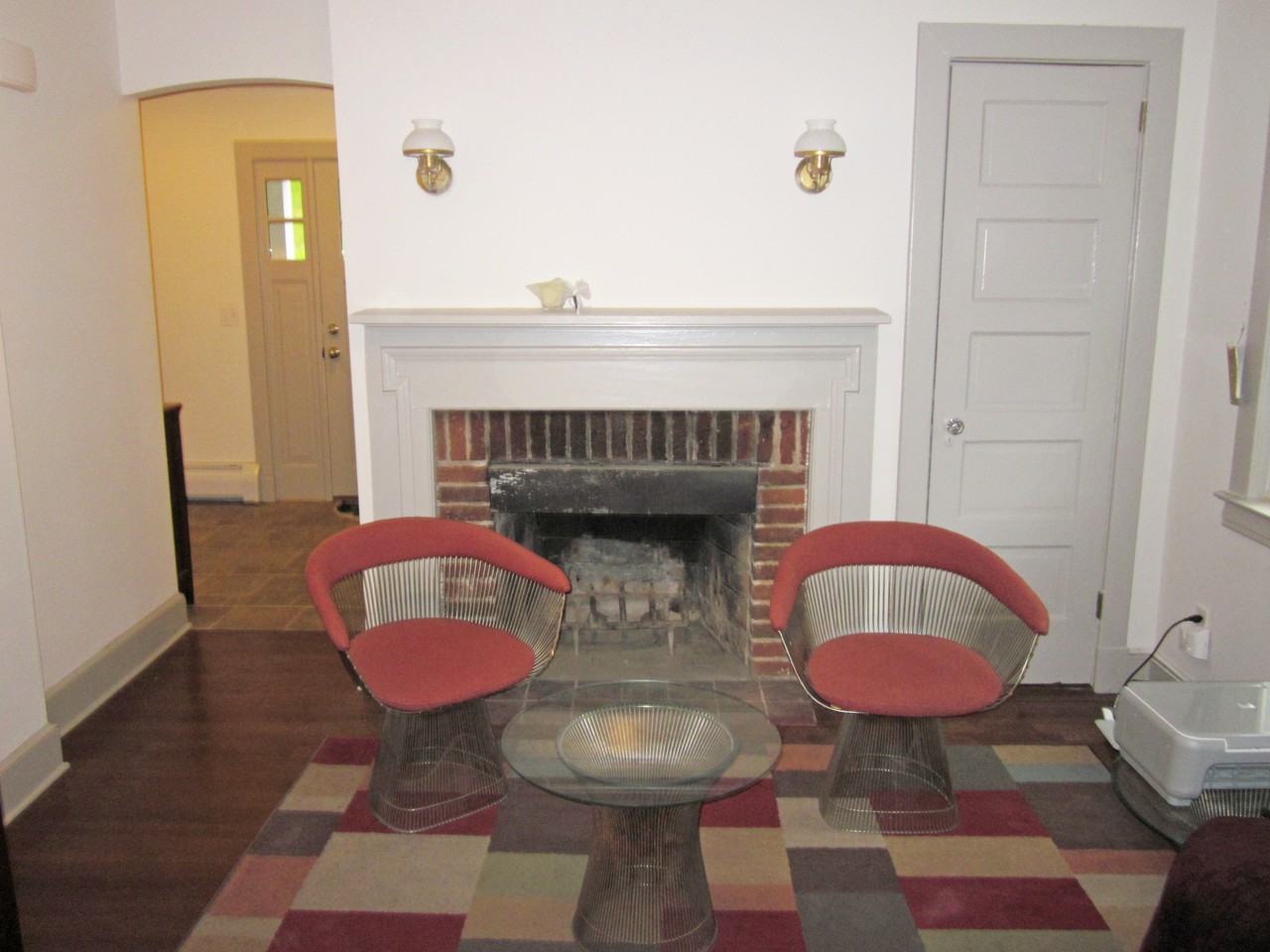 58 Gard Ave - Photo 3 of 10