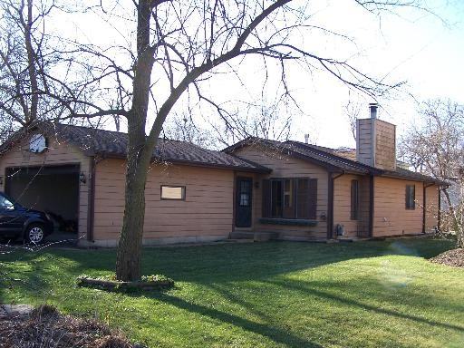 317 Willow Rd - Photo 2 of 6