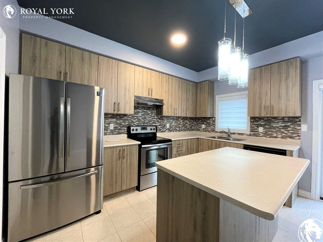 43 Milson Crescent - Photo 2 of 41