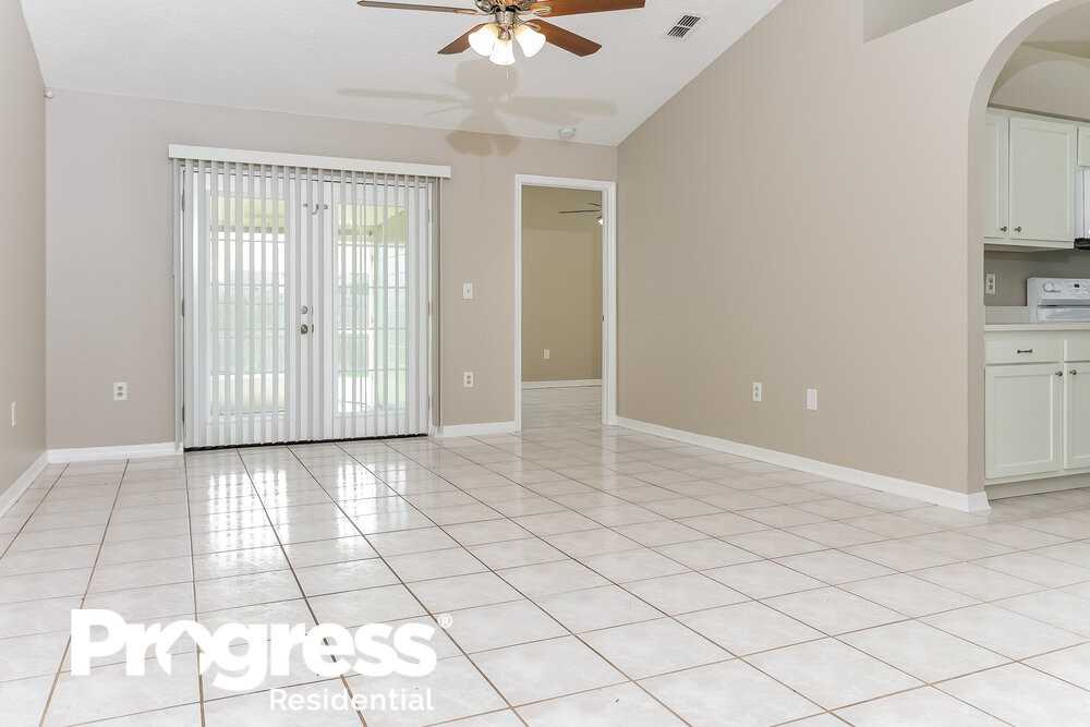 2005 Lori Pl - Photo 3 of 16