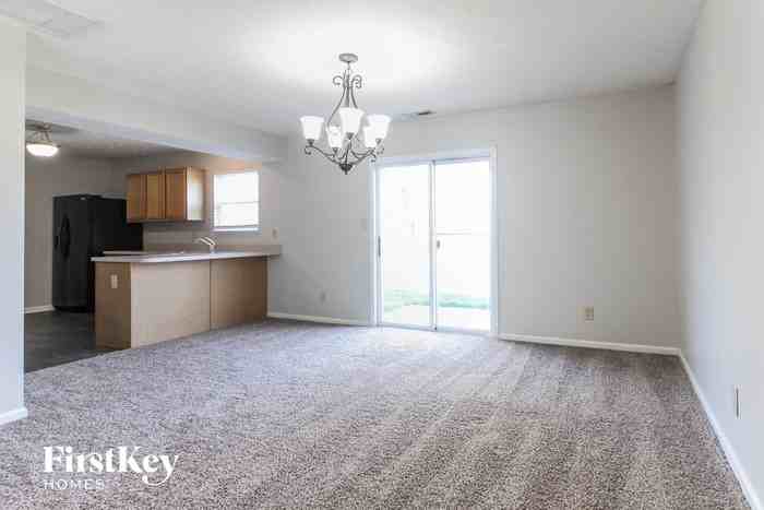 6402 Birds Eye Dr - Photo 3 of 15