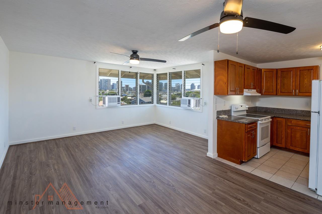 2133 Metcalf St #A - Photo 4 of 19