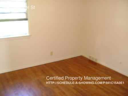 4433 Parker St - Photo 3 of 14