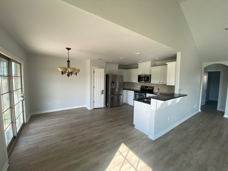 7331 Bellgrove Ave - Photo 6 of 14