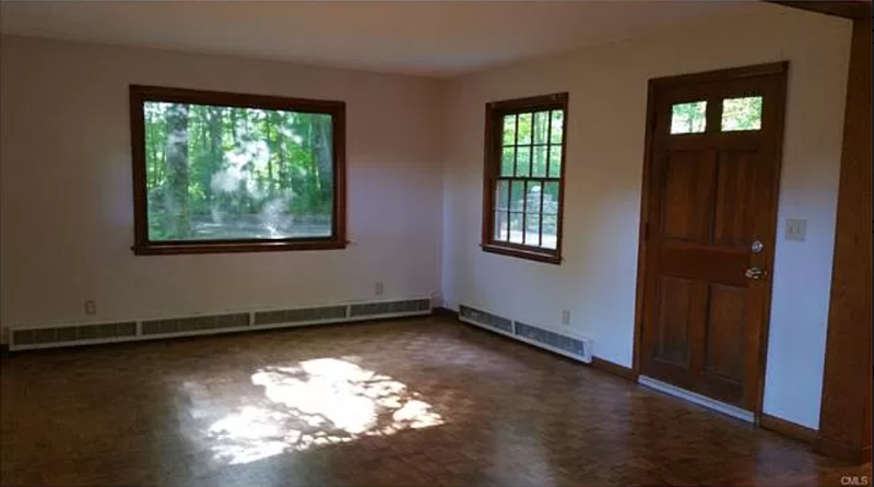 13 Waterbury St - Photo 3 of 21