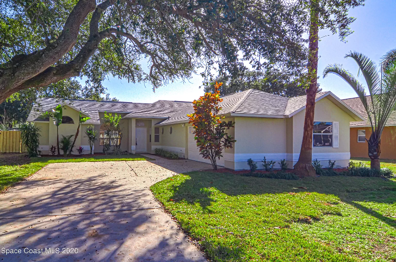 520 Buttonwood Dr - Photo 3 of 15