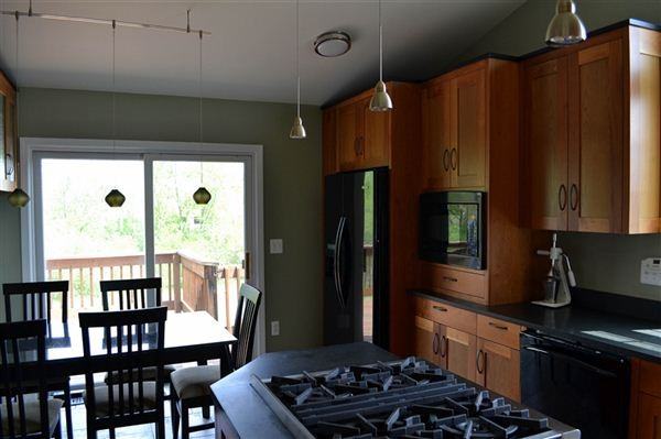 Fox Glen Dr. - Photo 3 of 21