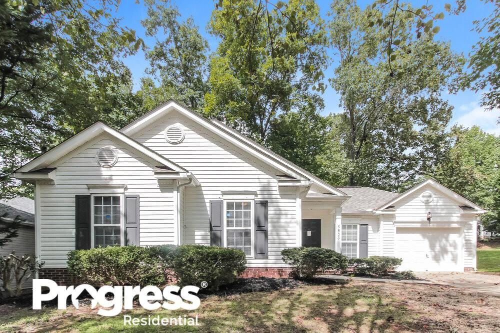 5833 Lawnmeadow Dr - Photo 3 of 16