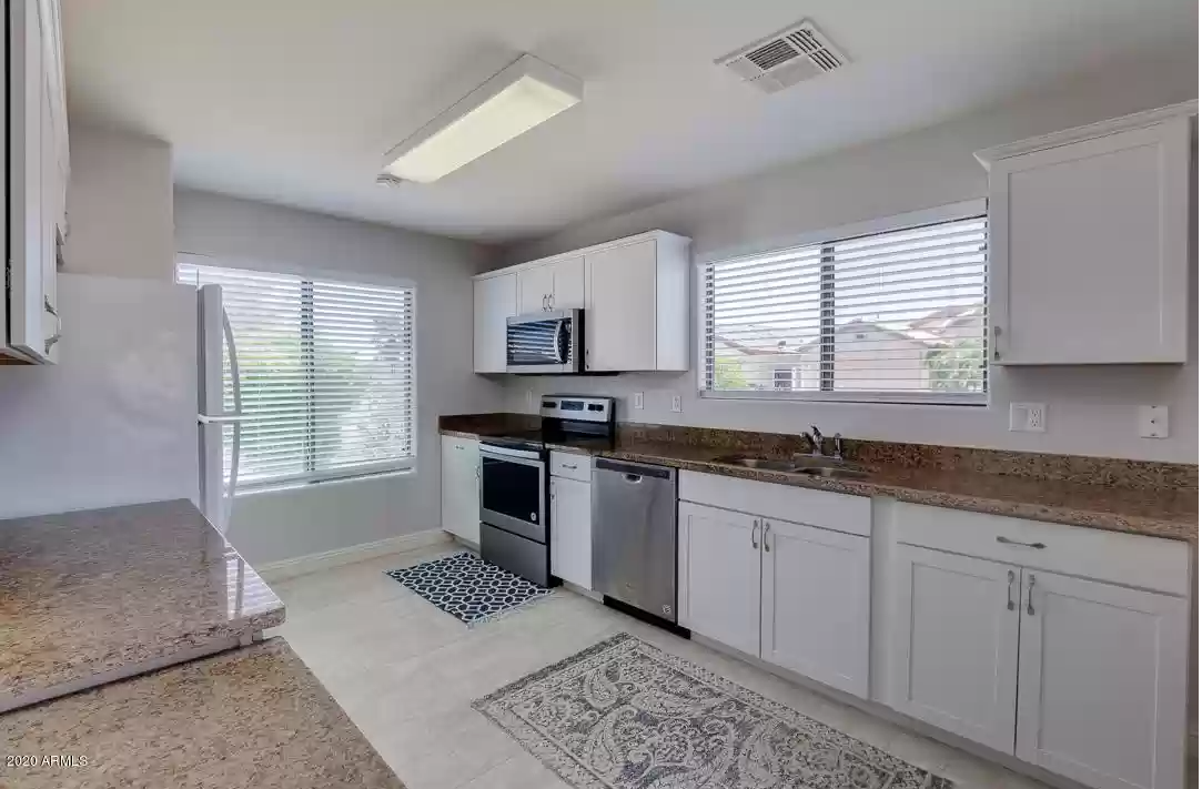 3868 W Carlos Ln - Photo 3 of 24