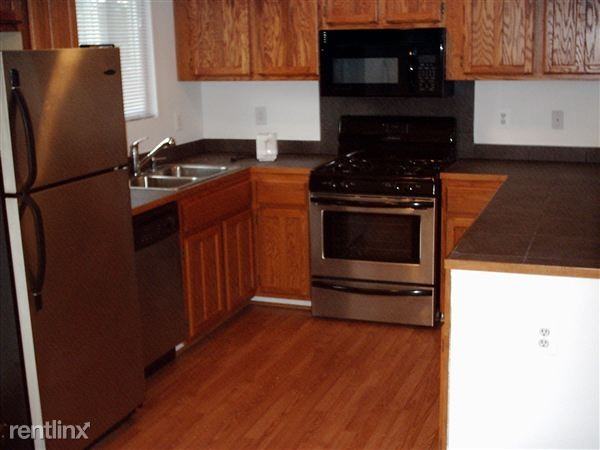 5463 Lexington Ave - Photo 3 of 3