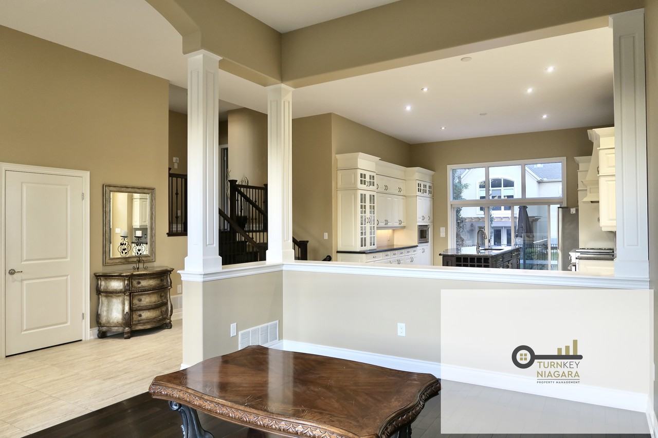 18 Goring Way - Photo 5 of 19