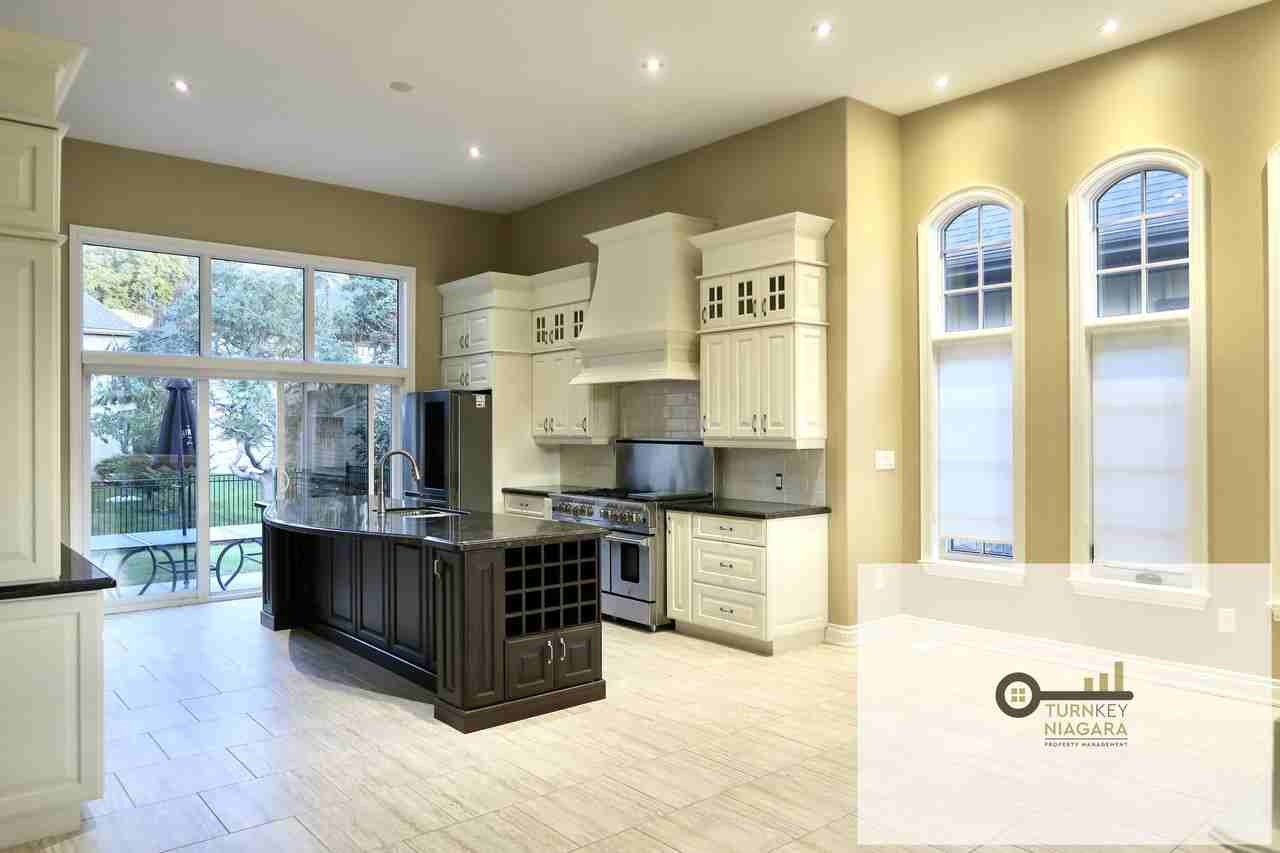 18 Goring Way - Photo 7 of 19