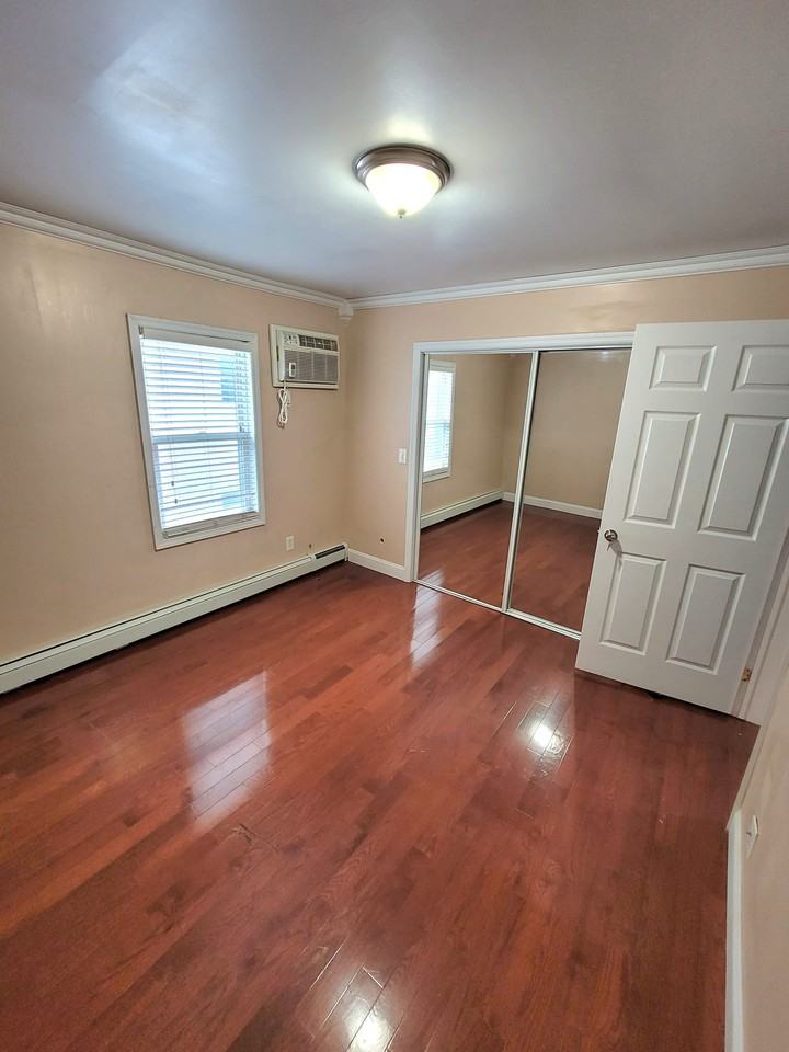 147-06 123rd Avenue 02 - Photo 3 of 7