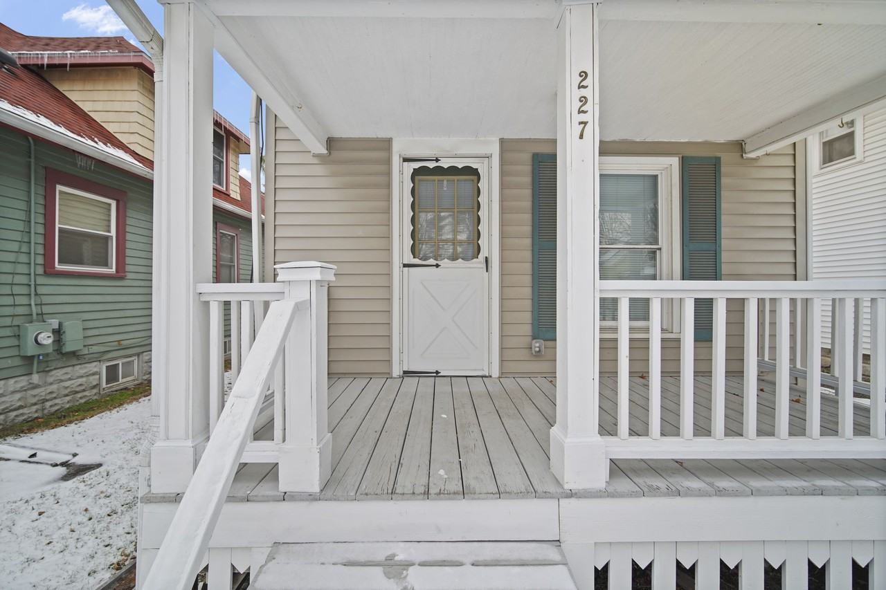 227 Regent St #227REGENT - Photo 7 of 24