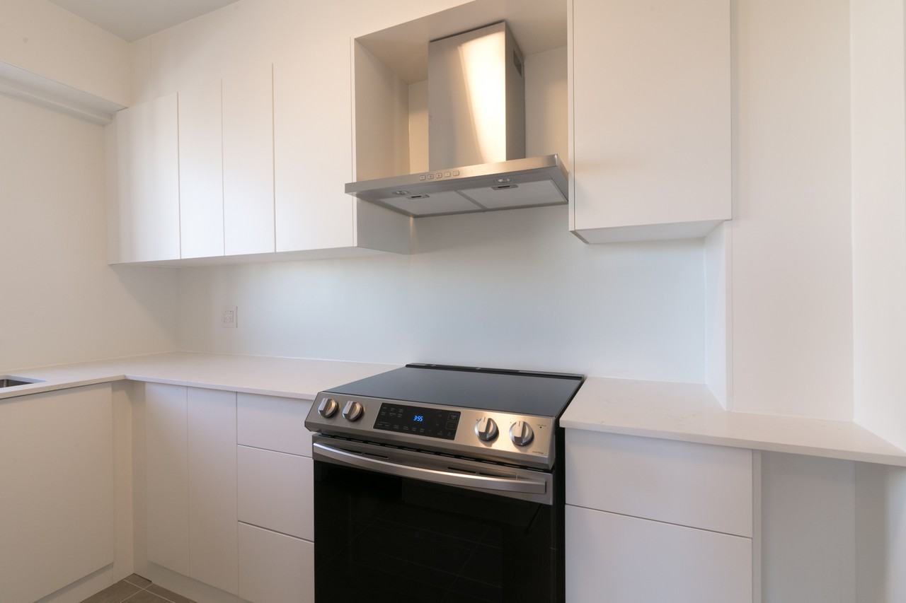 Regency - Photo 2 of 50