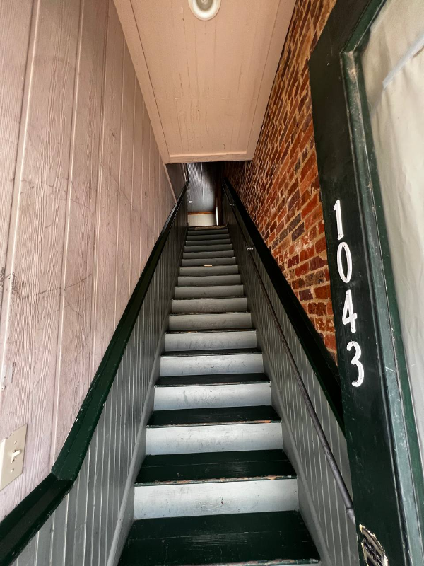 1043 S Pine St #A - Photo 2 of 20