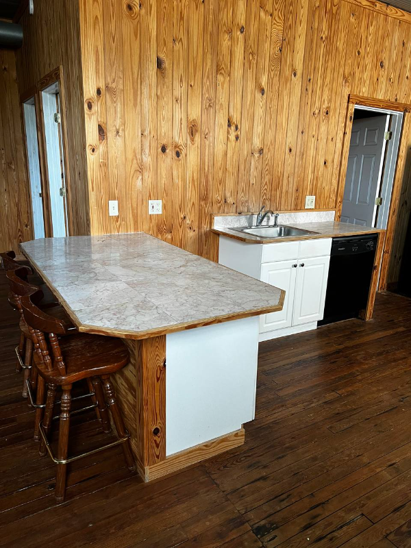 1043 S Pine St #A - Photo 5 of 20