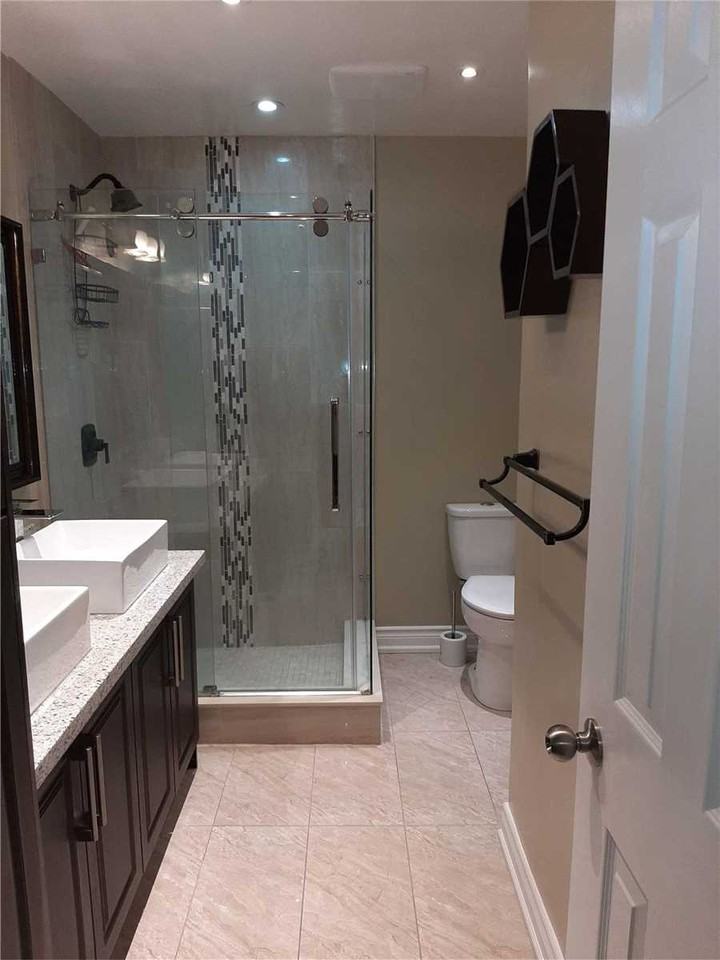 17 Beamsville Drive - Photo 3 of 8