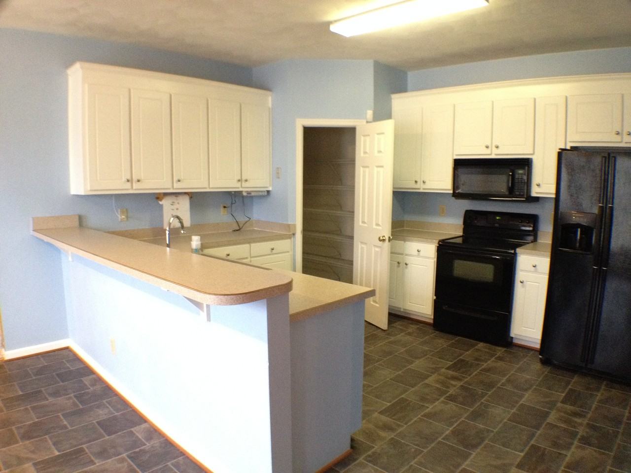 841 Reservoir Ave - Photo 2 of 15