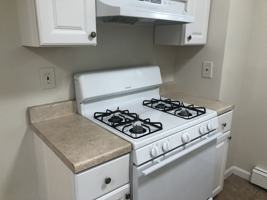 featured image of 1052 Garfield Avenue #3